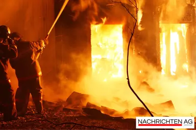 Großbrand in Dresdner Vorstadt: Feuerwehr kämpft mit Flammen!