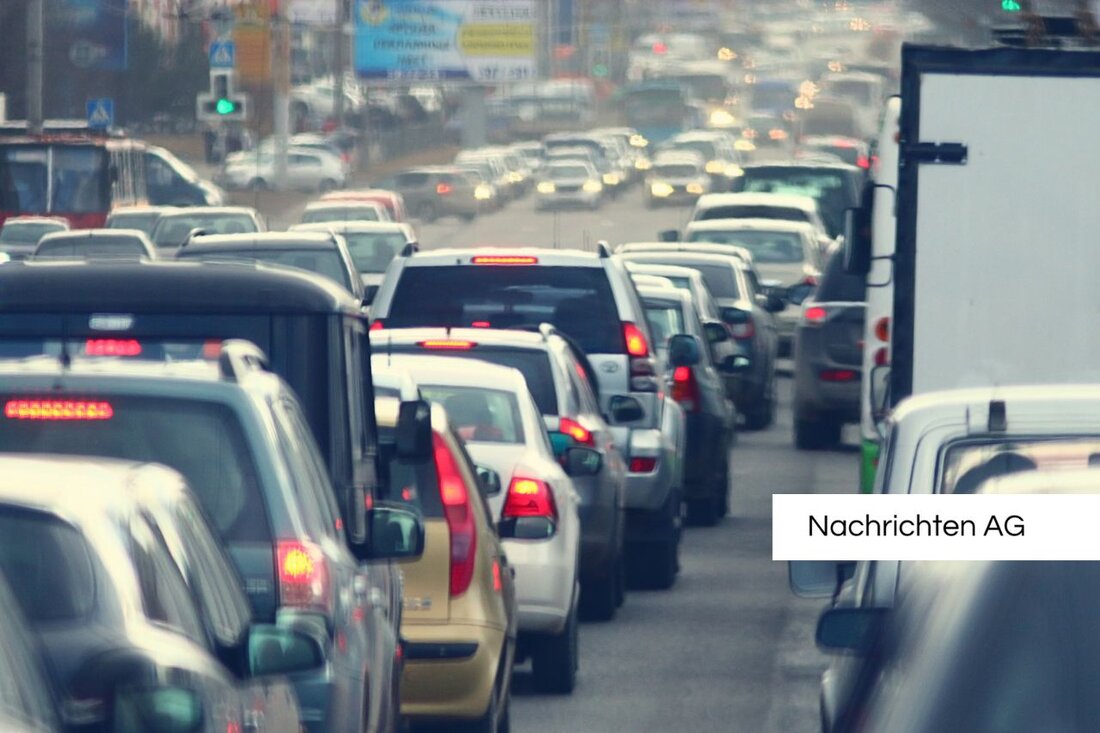 Verkehrsprognose für Pfingsten 2025: Staus und Bauarbeiten in Sachsen, Tipps zur Verkehrsvermeidung und alternative Routen.